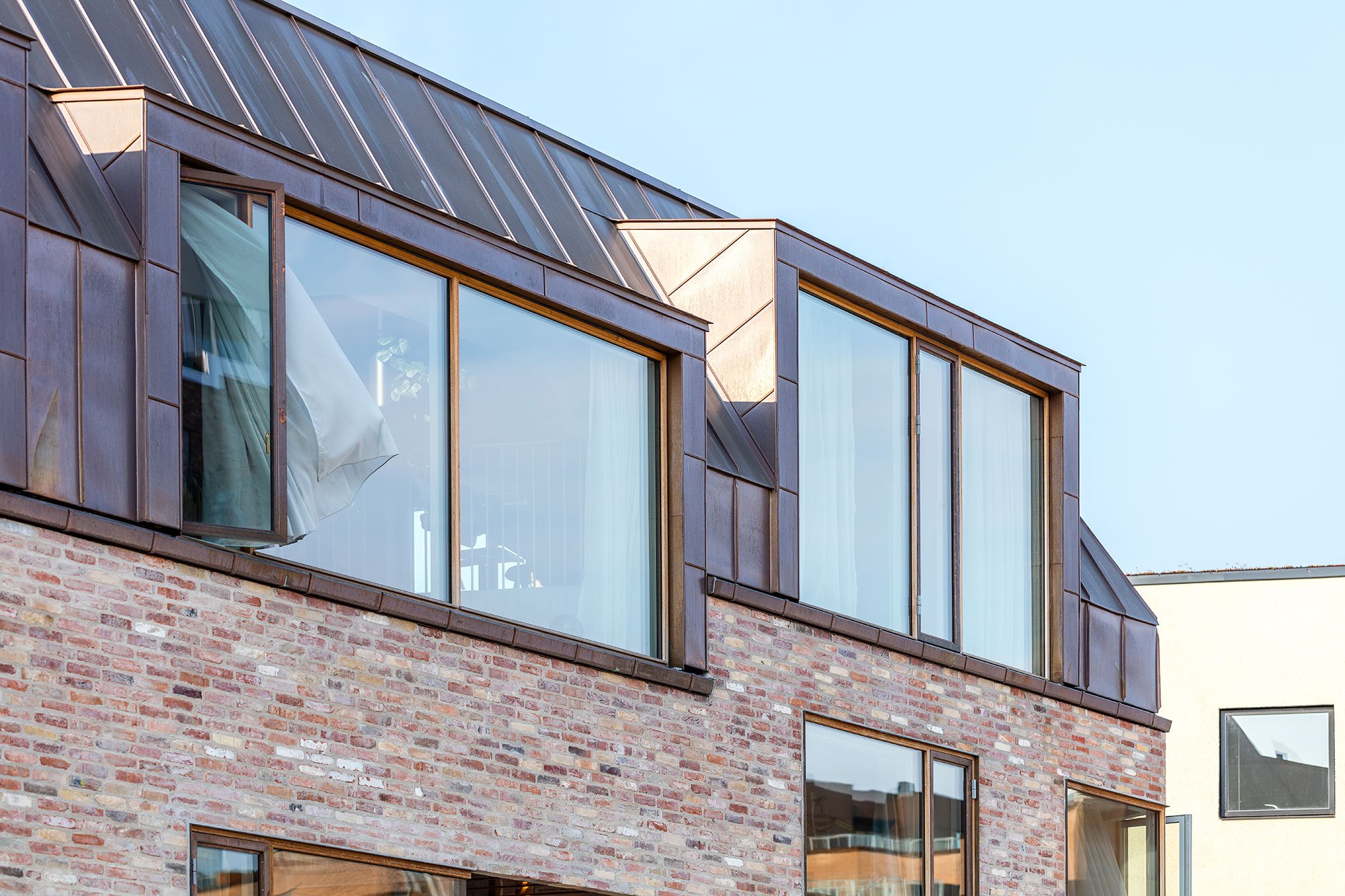 Villa med Krone vinduer