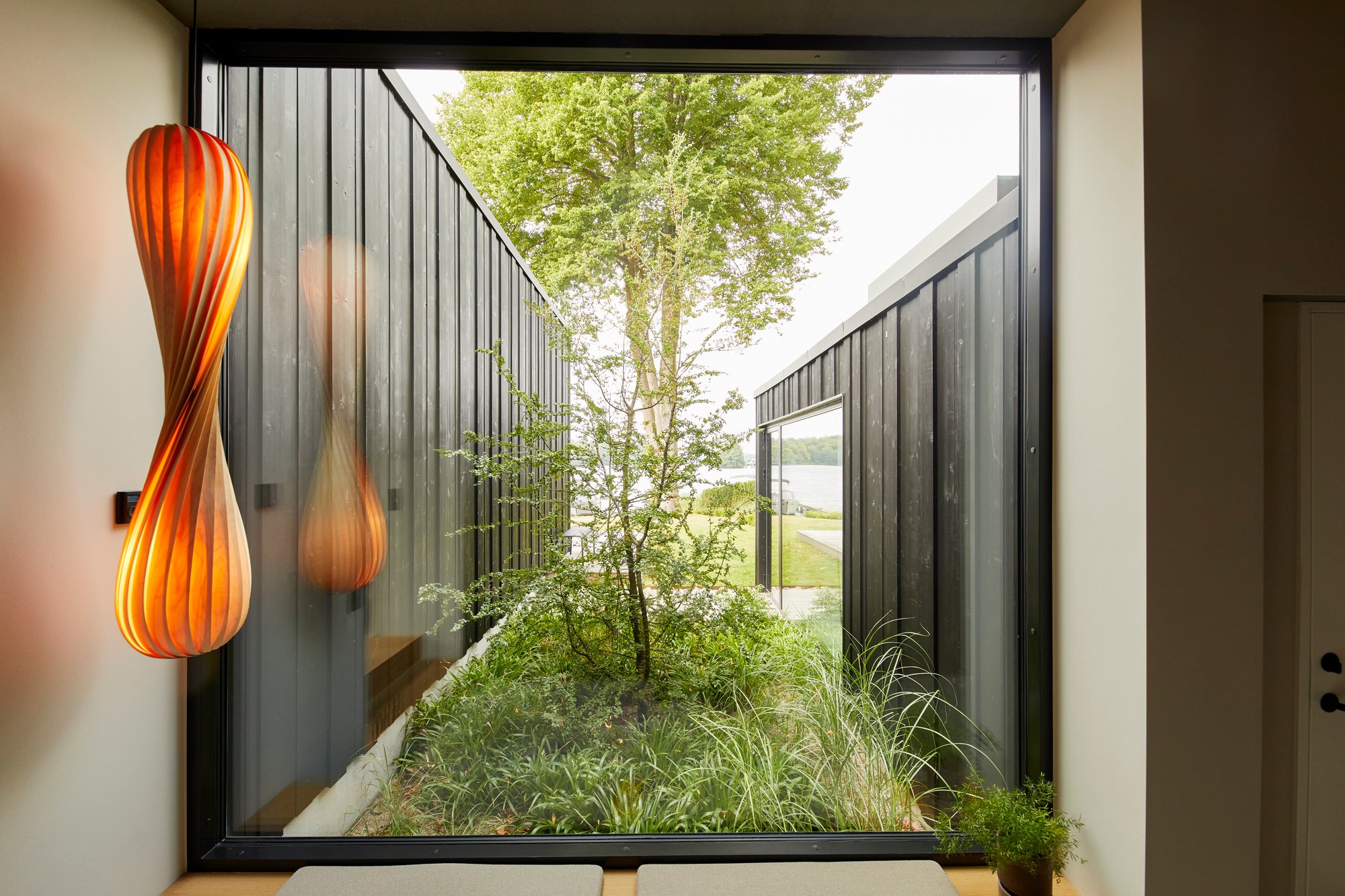 Flot og stort KRONE vindue